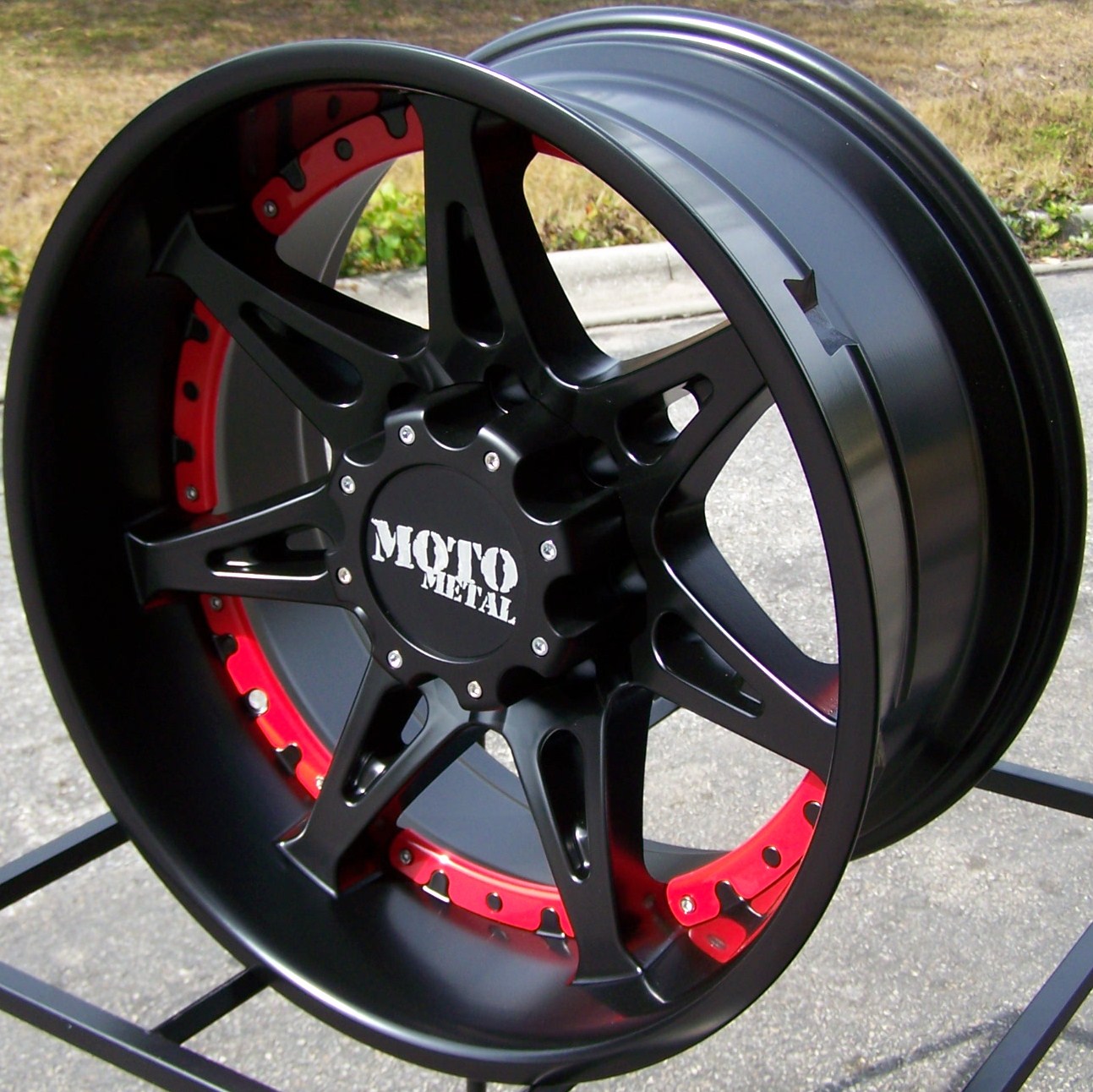 20x9 Black Moto Metal 961 Wheels Rims 2007 Up Toyota Tundra Sequoia