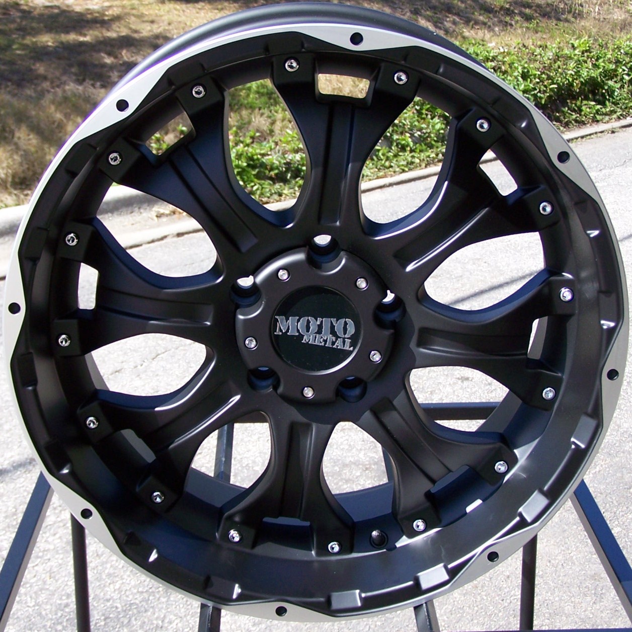 20 Moto Metal Black Wheels Ford F 250 F 350 King Ranch